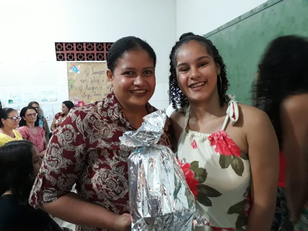 Gades: Comemoração ao Dia da Mulher cheio de emoção
