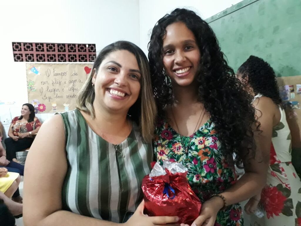 Gades: Comemoração ao Dia da Mulher cheio de emoção