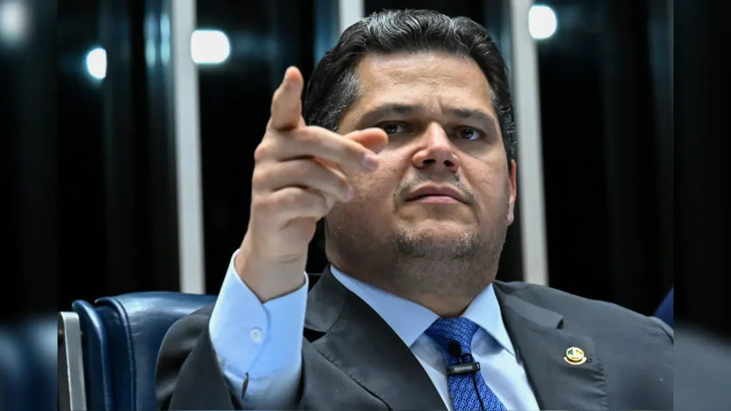 Governo tenta conter agravamento da crise com Alcolumbre 1 Governo tenta conter agravamento da crise com Alcolumbre