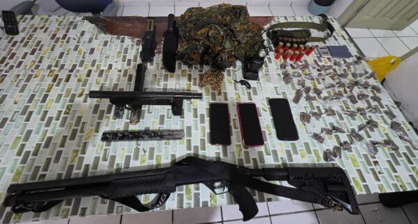 Porto Seguro - PM apreende armas e drogas em operação conjunta