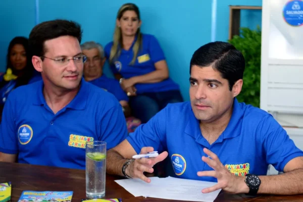 "9 milhôes" - Crise política atinge oposição na Bahia e pressiona Roma e ACM Neto