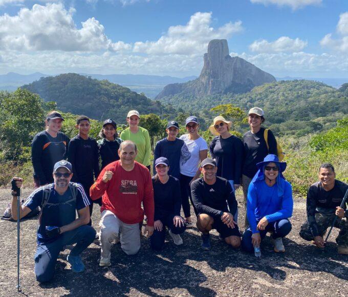 Montanhistas buscam aventura no monte Serra Grande, em Itamaraju 