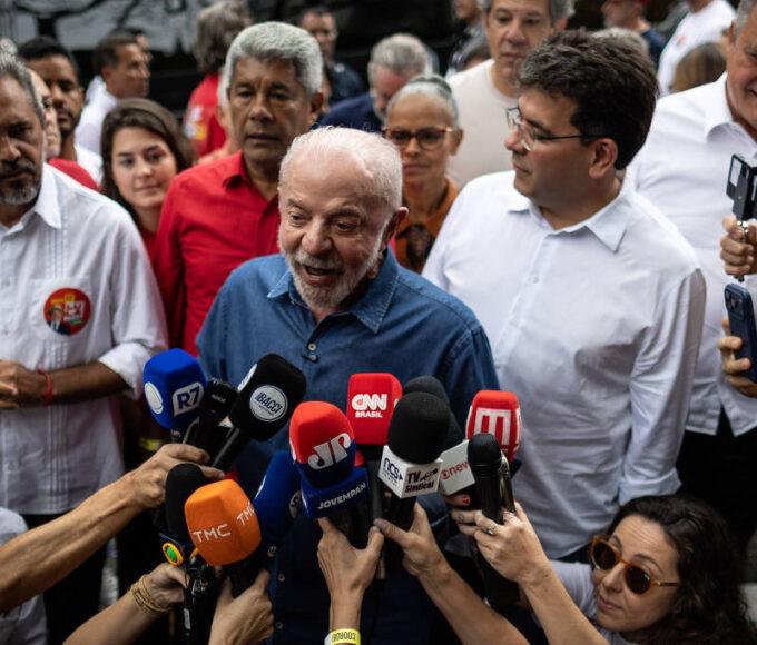 Corregedoria Eleitoral derruba censura e libera canal “Exército do Lula” no Whatsapp